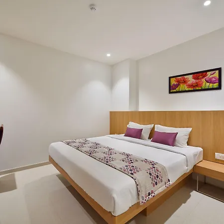 Hotel Leafio Mumbai-3